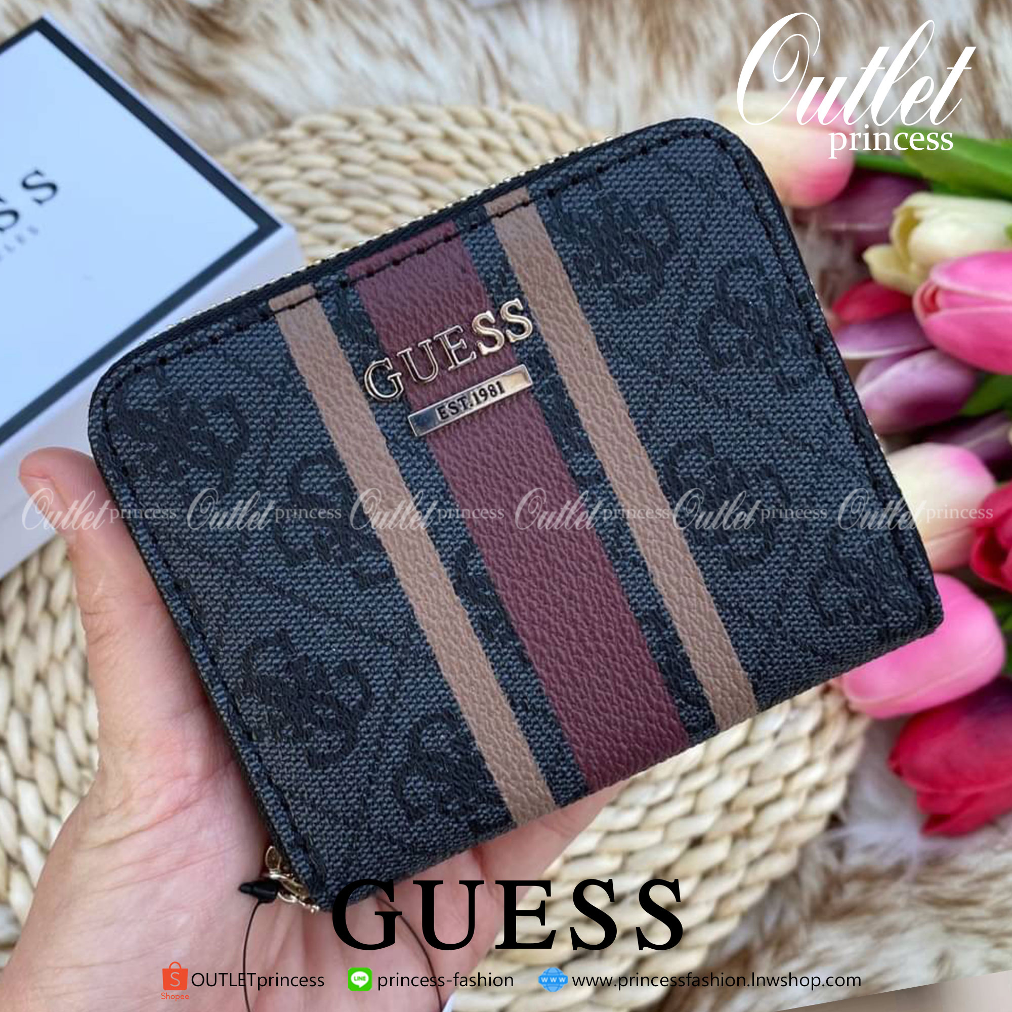 Guess wallet กระเป๋าสตางค์ใบสั้นซิปรอบทั้งใบ หนังลายแบรนด์ทั้งใบด้านหน้าติดโลหะโลโก้แบรนด์ หนังดีงามมาก