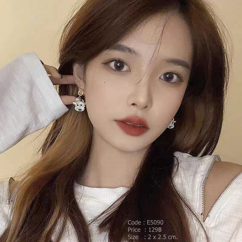ต่างหูตุ้งติ้งน้องวัว งานฝังเพชรcz แต่งมุก ตัวเรือนสีทอง