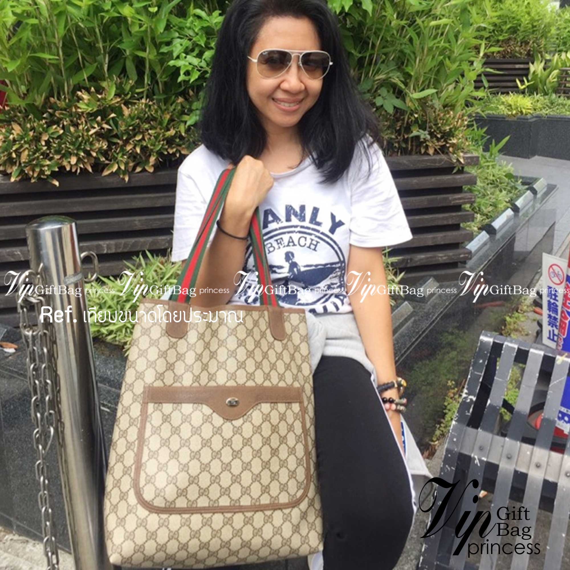 GUCCI tote bag vintage monogram 16" เกรดออริจินอล กระเป๋าโท้ทวินเทจใบใหญ่ ตัดเย็บอย่างพิถีพิถัน ภายในช่องโล่งกว้างจุได้เยอะ รูปทรงออกแบบ หยิบจับสะดวก สามารถใส่กระเป๋าสตางค์ พวงกุญแจโทรศัพท์มือถือ iPad และเอกสารได้ จะถือหรือสะพายชิวๆในวันหยุดสบายๆ ก็ส