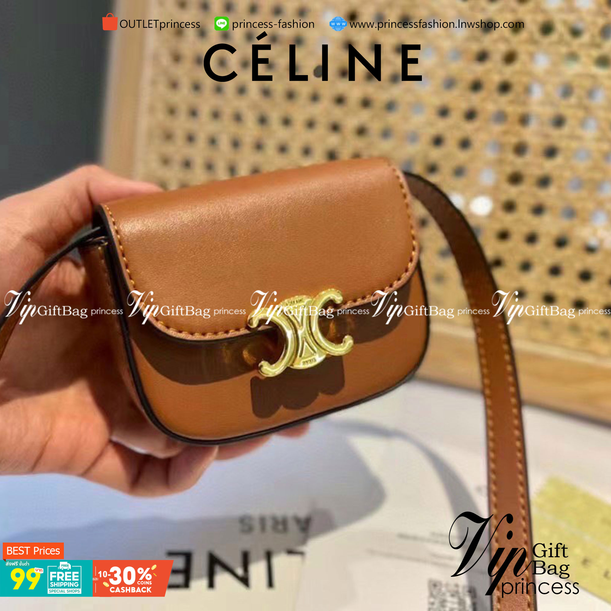 CELINE MINI TRIOMPHE IN TRIOMPHE CANVAS กระเป๋ามินิทรงชิค ดีไซน์รูปกล่องสุดแสนมินิมอล สามารถสะพายแบบ Crossbody และยังเป็น Belt Bagได้อีกด้วย วัสดุแคนวาสลาย Triomphe แบบไม่มีตกยุค ด้านหน้าโดดเด่นด้วยโลโก้สีทอง เป็นอีกหนึ่งตัวเลือกให้คุณเลือกสะพายในชีวิตประ