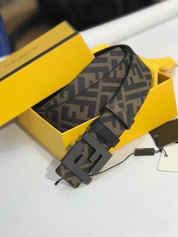 FENDI BELT เข็มขัดหนังแท้ ใช้ได้ 2 ด้าน สุดคุ้มเลยค่ะ พร้อมส่งไอเท็มขายดี! ดีไซน์เรียบหรูเข้ากับทุกลุ๊ค ใช้ได้ทั้งชายหญิง มาพร้อม Original Package ห้ามพลาดค่ะ!