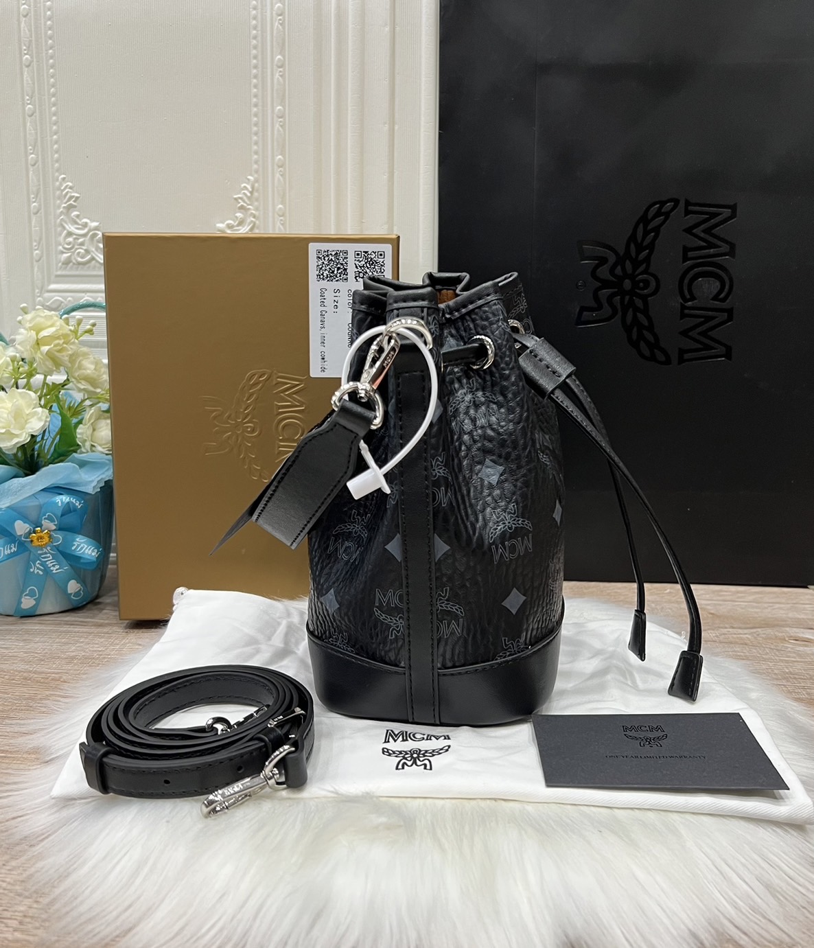 M.C.M MINI DESSAU DRAWSTRING BAG IN VISETOS กระเป๋าสะพายทรง bucket ไซส์ mini เกรดออริ สลับแท้ 1:1 ใช้งานต่างประเทศได้