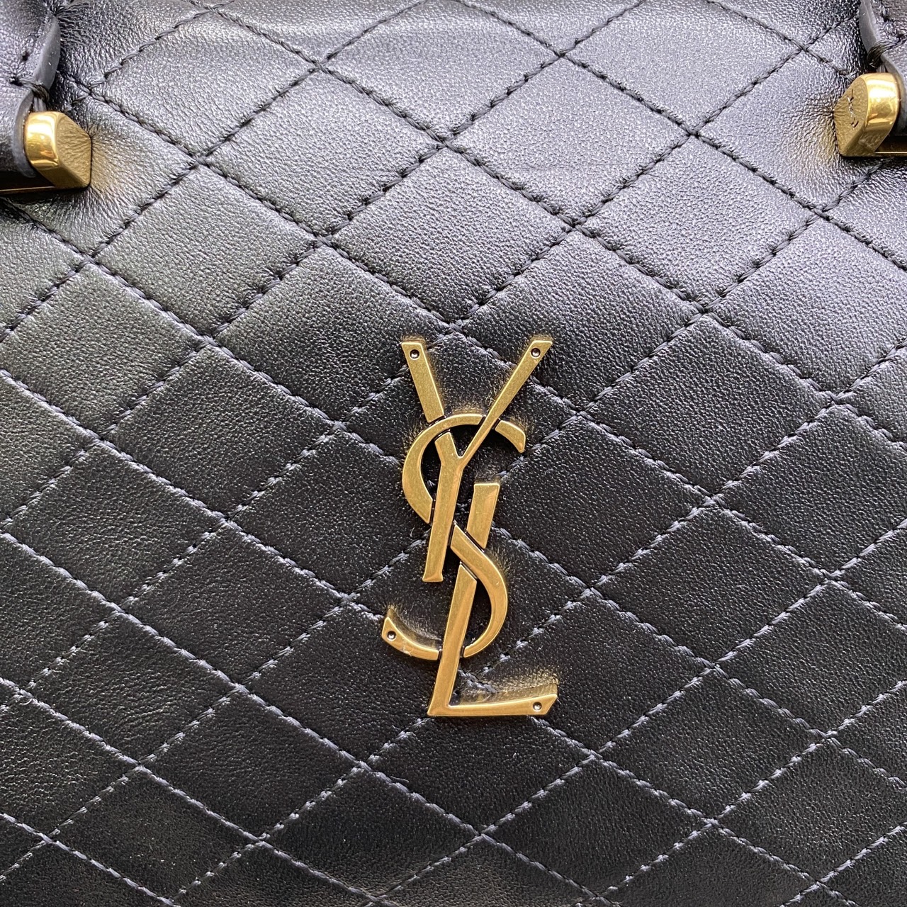 YSL LYIA DUFFLE IN QUILTED / YSL Keepall กระเป๋าสะพายใบใหญ่ ใช้เดินทางได้ งานหนังสวยเต็มใบ เกรดออริ สลับแท้ 1:1 ใช้ต่างประเทศได้