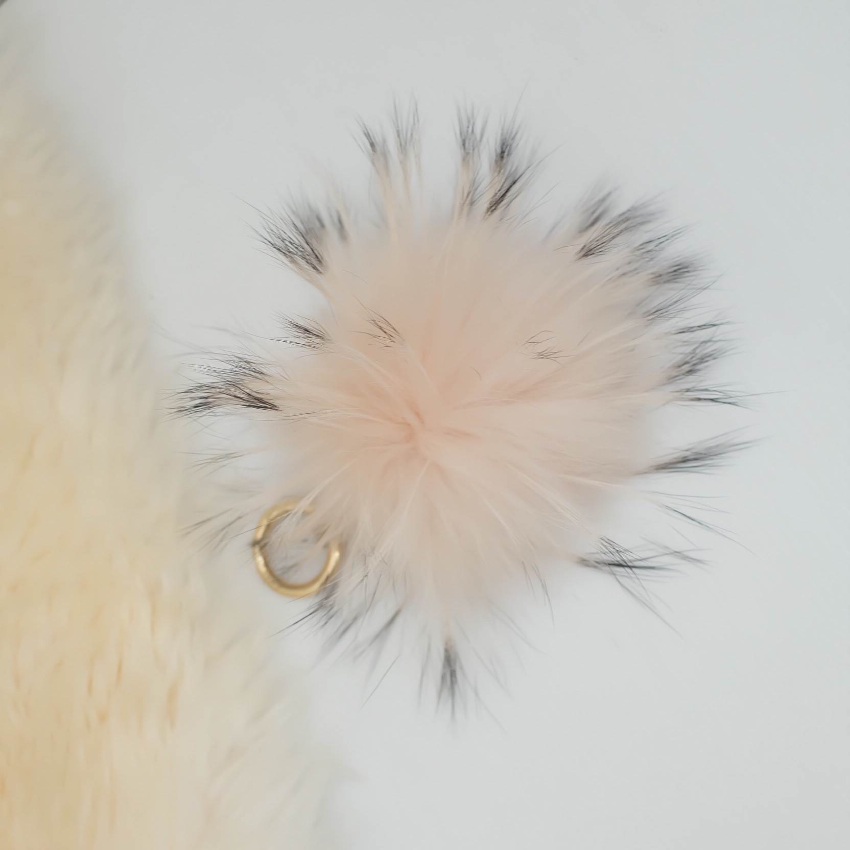 รุ่นขายดีที่สุด !! สีใหม่มาเพิ่มค่า 😘🙏🏻 👜ดีเทลกระเป๋า 🌵สินค้าขายดี ขนาด มินิ สวยมากคะ >> รุ่น KEEP leather Pillow bag สวย น่ารัก ขนาดตอบทุกโจทย์การใช้งาน เห็นแล้ว หลงรักเลยคะ ตัวกระเป๋าขนาดกำลังดี จุของคุ้ม หน