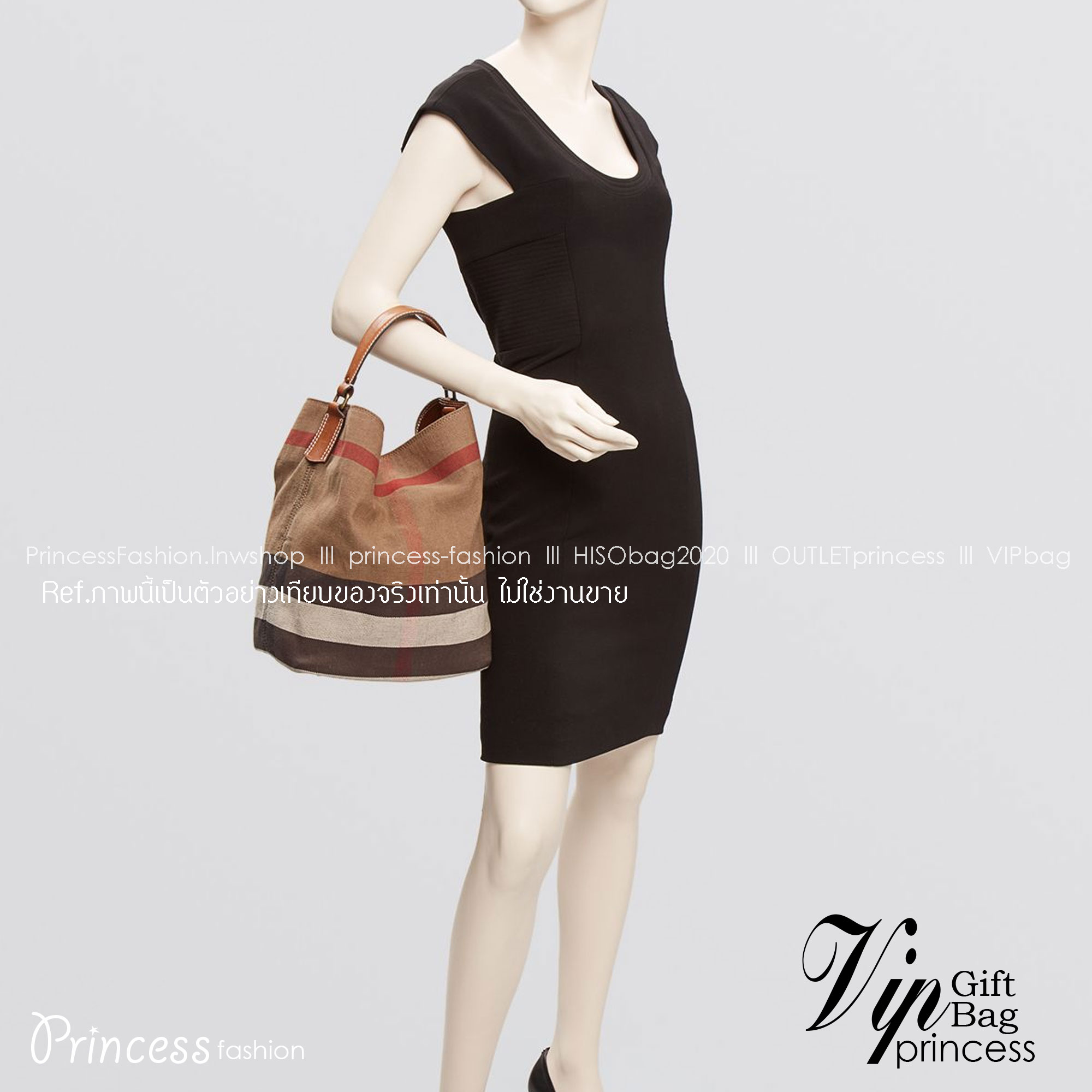 Burberry Ashby In Canvas Check And Leather / BURBERRY VINTAGE CANVAS BUCKET BAG 10" กระเป๋าถือทรงโท้ทผ้าแคนวาสพิมพ์ลายแบรนด์มาพร้อมสายยาวสายหนังแบบถอดใช้งานได้ วัสดุผ้าCanvas เนื้อหนาซับในอย่างดี ลายแบรนด์สวยมากคะ