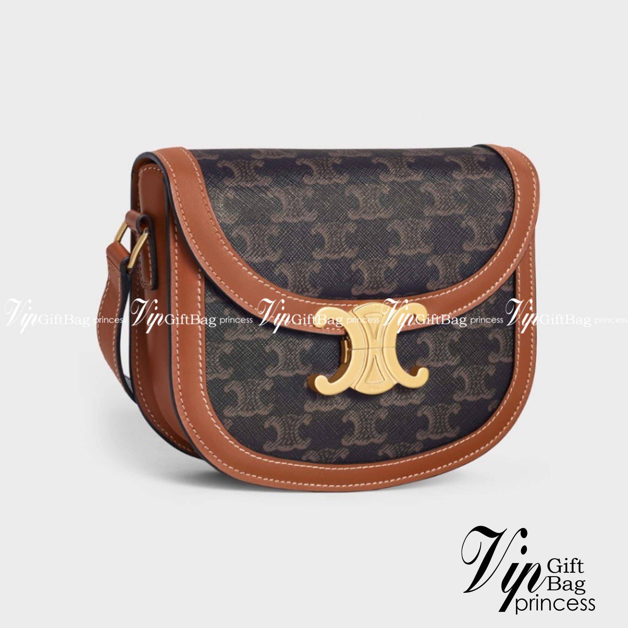 CELINE Teen BESACE TRIOMPHE in Triomphe Canvas and Calfskin Tan เกรดออริจินอล รุ่นใหม่ล่าสุด พร้อมส่งที่ไทย ภาพสินค้าถ่ายจากงานขายจริง ใช้งานต่างประเทศได้