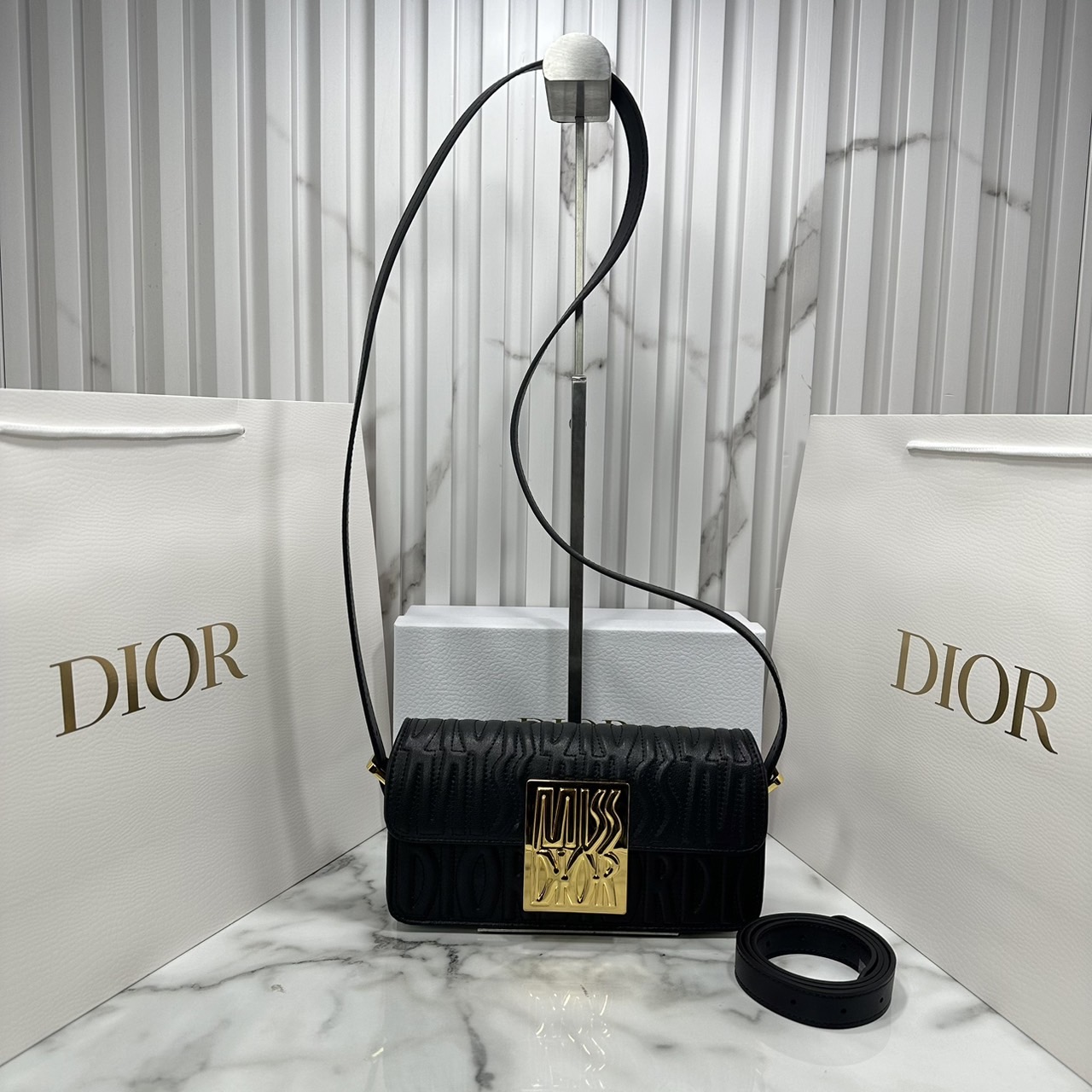 8.5" DIOR Miss Dior Flap Bag / Dior Clutch Bag / Pale Quilted Miss Dior Allover Leather กระเป๋าสะพายไหล่รุ่นใหม่ล่าสุด สง่างามทันสมัย เกรดออริ 1:1
