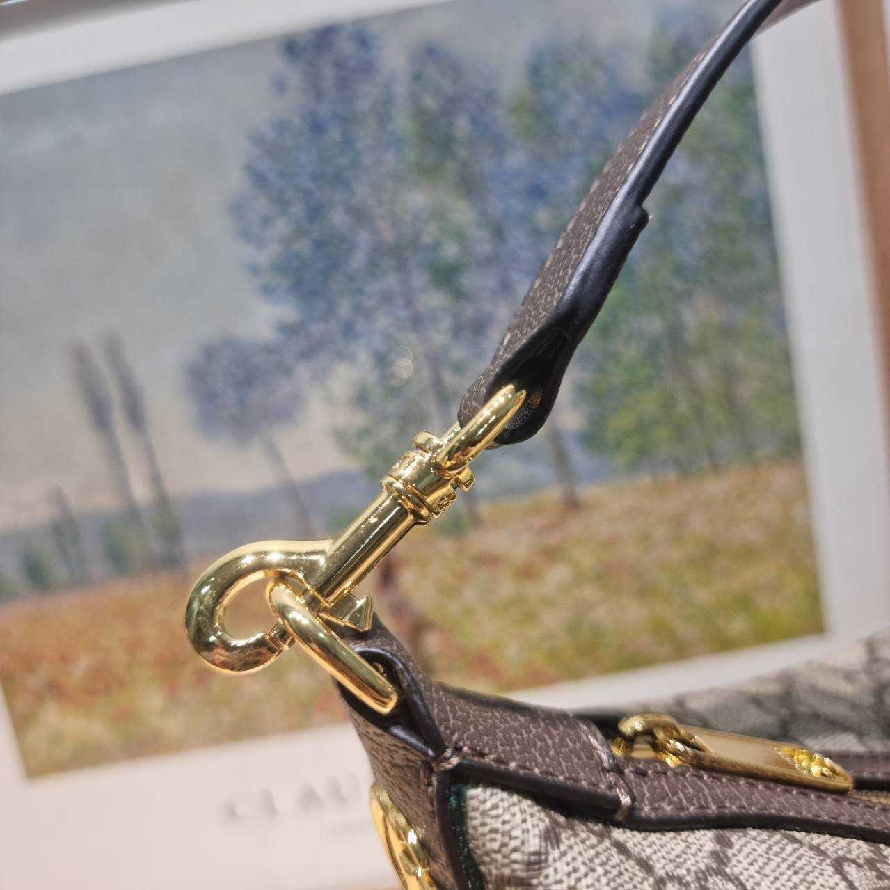 GUUCI OPHIDIA GG SUPER MINI SHOULDER BAG กระเป๋าสะพายไหล่ คอลเลคชั่นตัวจึ้ง! สวยสะบัด ควรมีติดบ้านไว้สักใบแล้วน้า