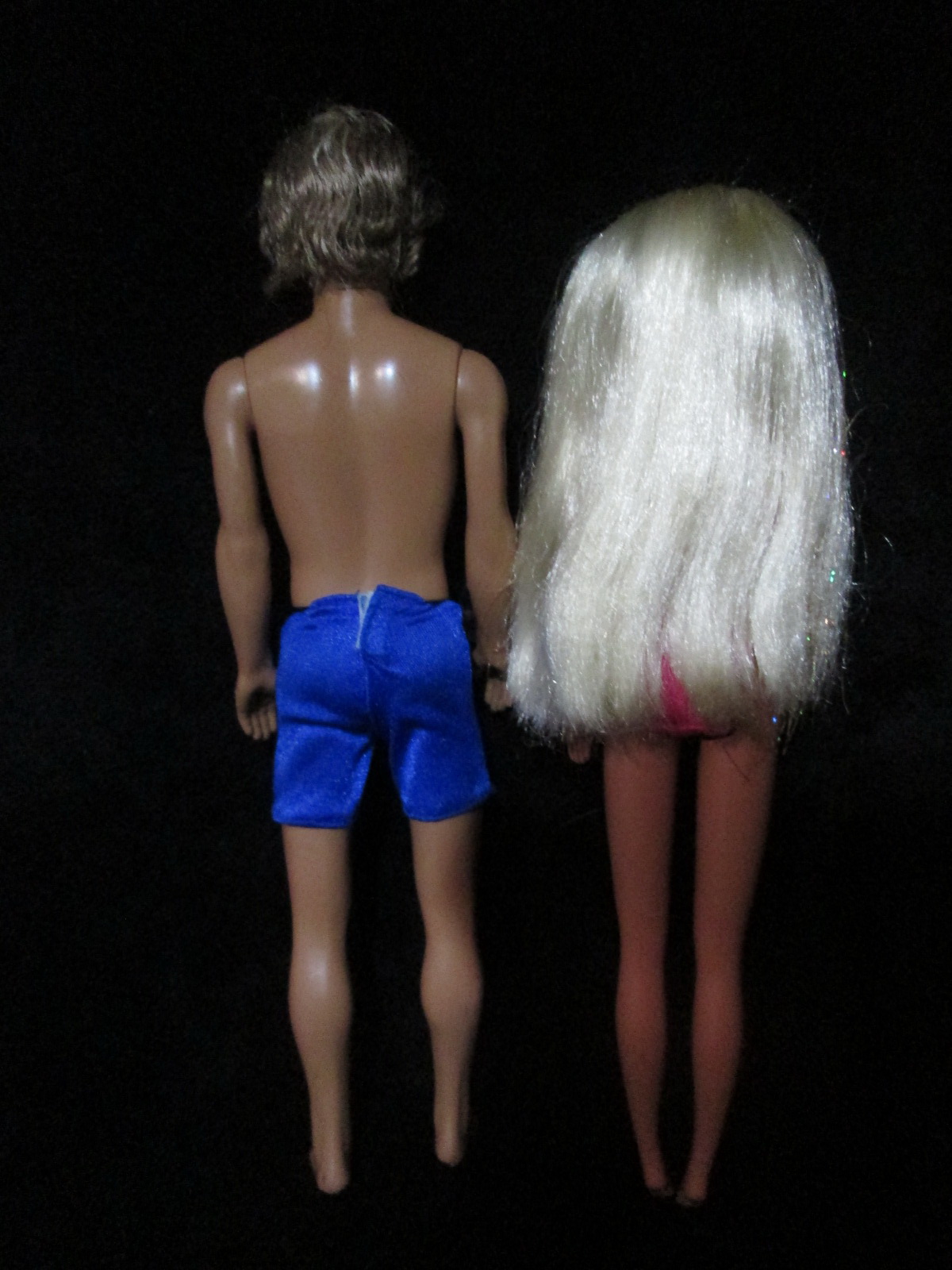 Beach Blast Barbie with Ken_ตุ๊กตาบาร์บี้และเคนแท้มือสองสภาพดี