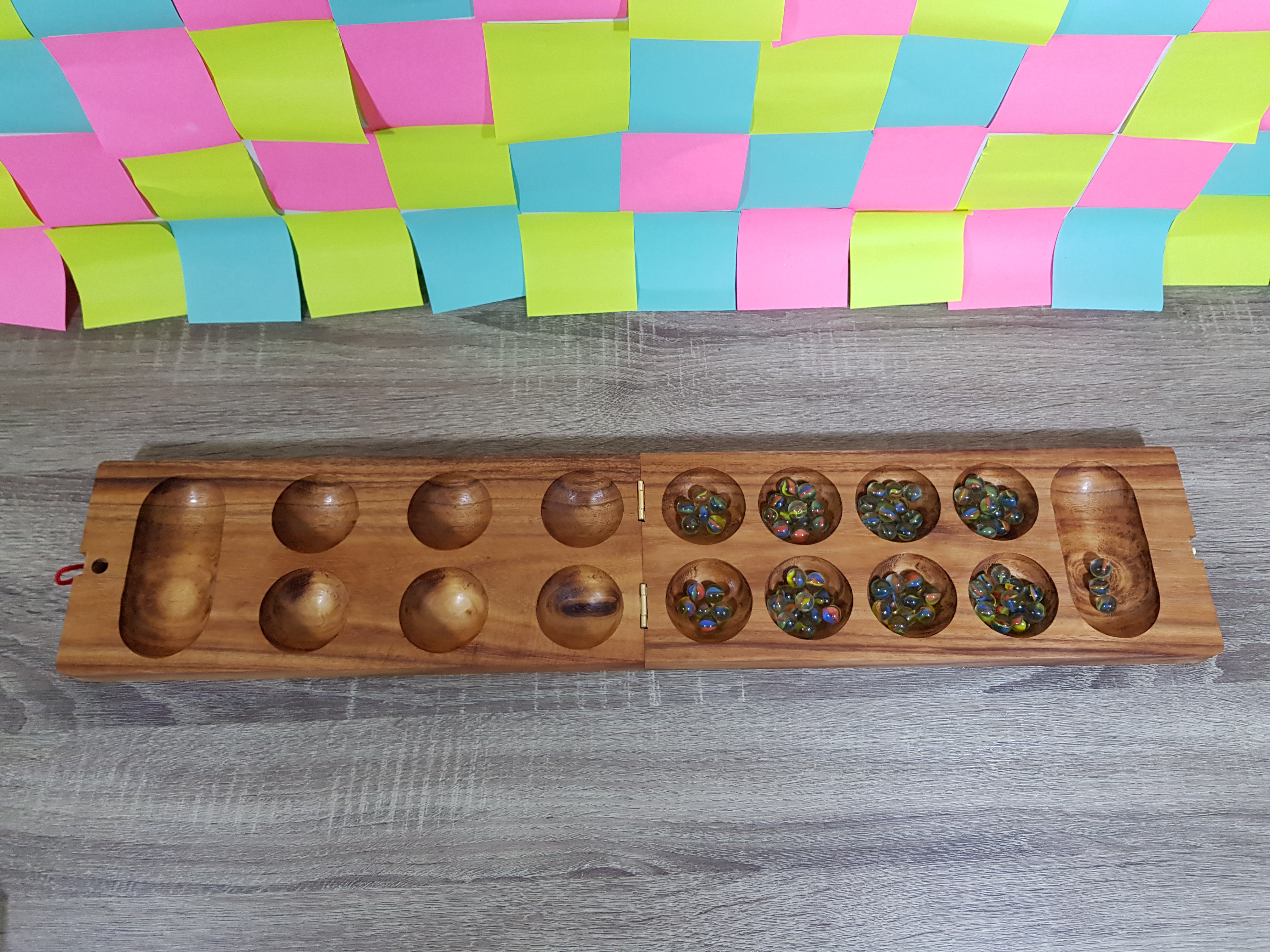 หมากขุมแบบลูกแก้วขนาดใหญ่ฝั่ง 16หลุม (Mancala/Kahala)