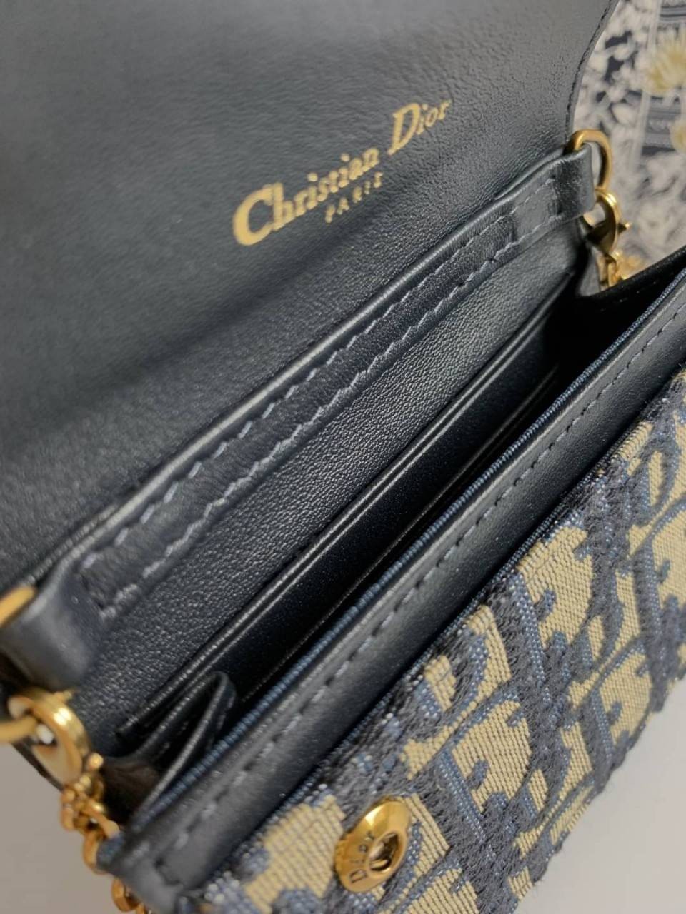 ORI Dior Saddle Nano Pouch / Dior Oblique Jacquard พร้อมส่งที่ไทย ภาพสินค้าถ่ายจากงานขายจริง ใช้งานต่างประเทศได้