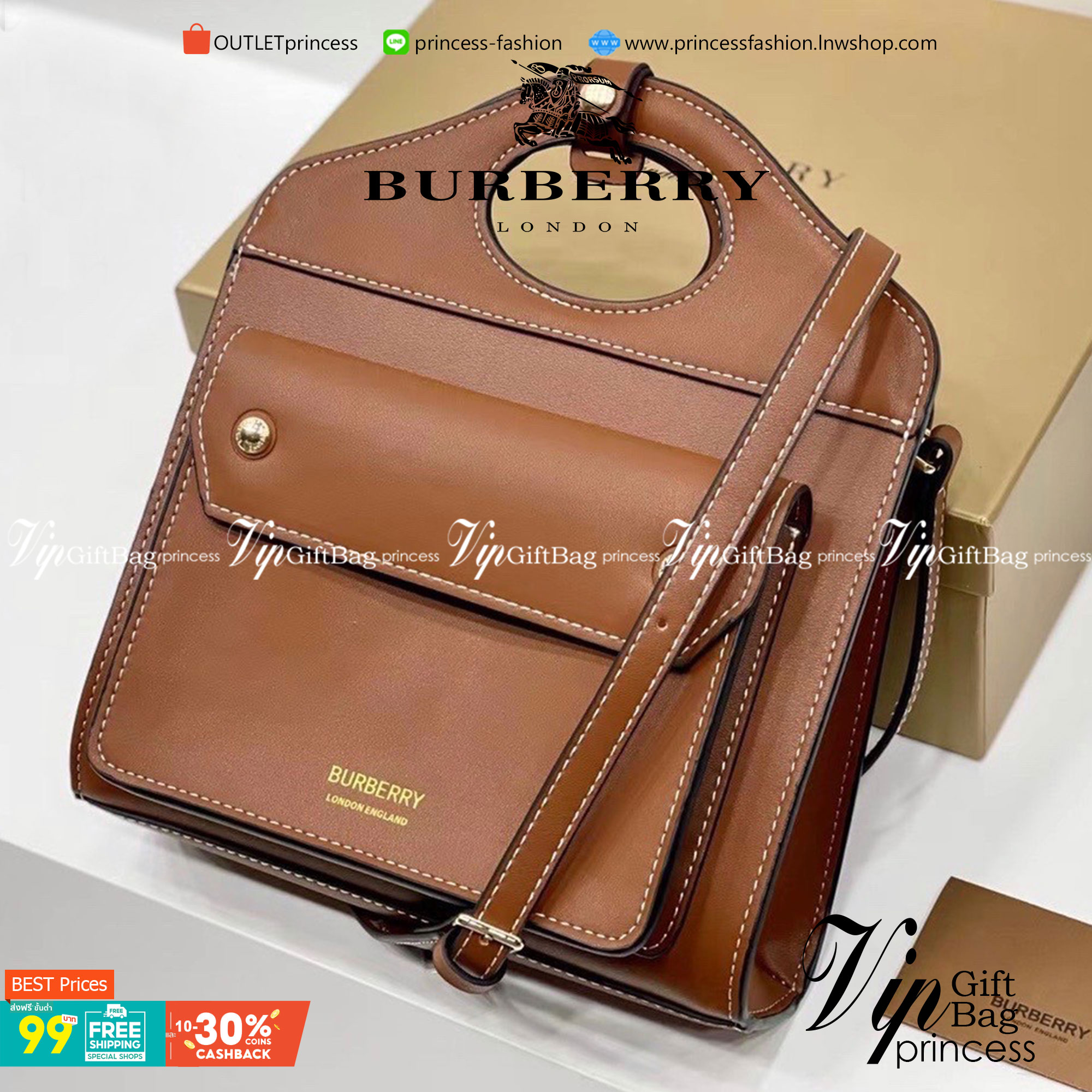 VIP 】BURBERRY FRAGRANCES CROSSBODY BAG VIP GIFT WITH PURCHASE (GWP) พรีเมี่ยมกิ๊ฟ Limited Edition ใหม่ล่าสุดจาก BURBERRY PERFUME วัสดุหนังแท้ Calf Skin ทรงเหลี่ยม ดีไซน์สวยหรูอยู่ทรง ด้านหน้ามีช่องใส่ของ ภายในโล่งกว้าง มีช่องซิปแบรนด์ สามารถใส่กระเป๋าสตาง