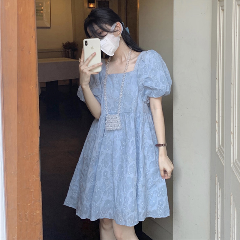 พร้อมส่ง 🍈Mona dress เดรสตัวสั้นแขนสั้นทรงบอลลูนสีฟ้าพิมพ์ลายดอก (IN37546)