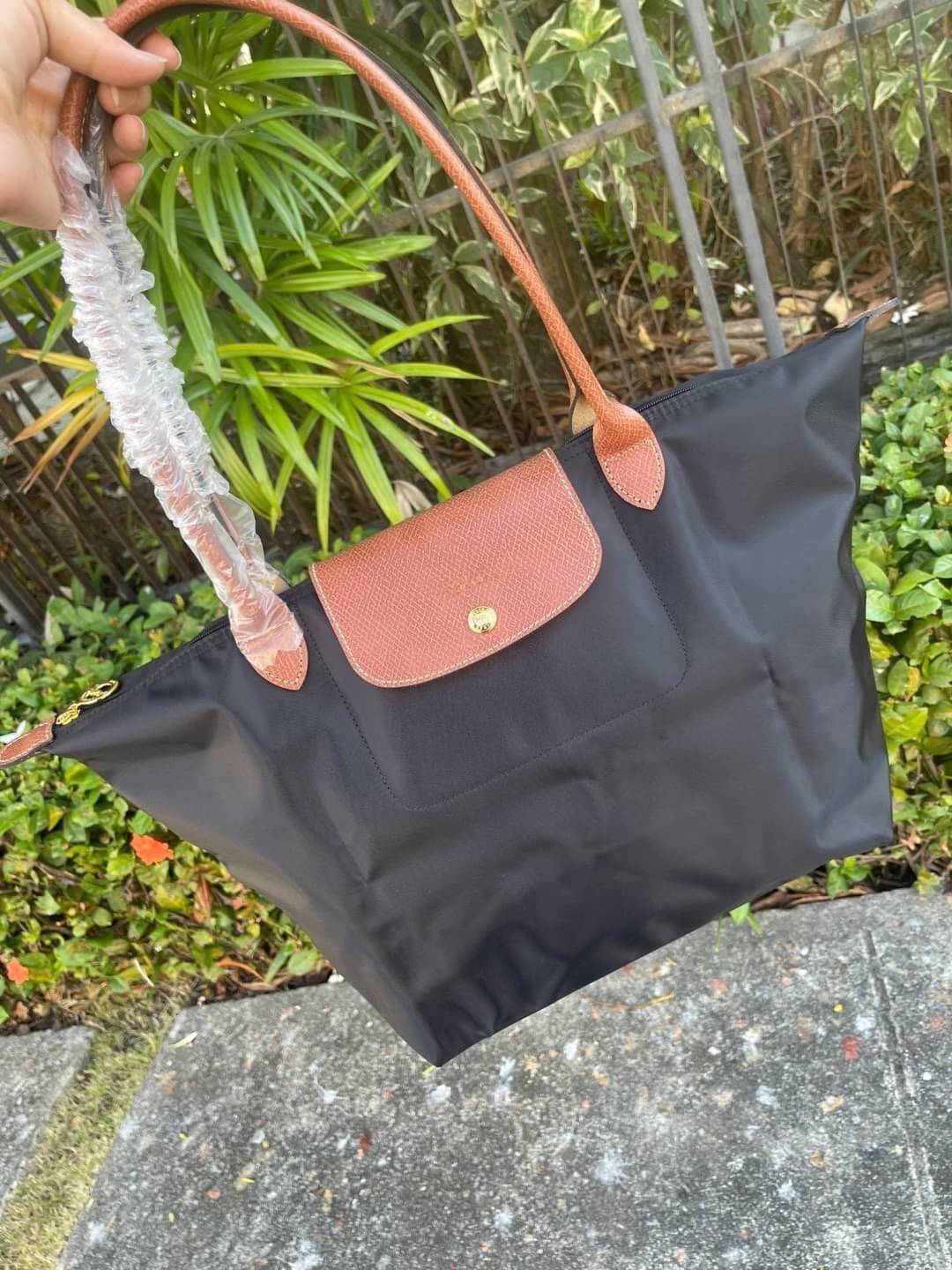 ของแท้ 💯% LONGCHAMP LE PLIAGE ORIGINAL SHOULDER BAG L ( หูยาว )กระเป๋าสะพายไหล่ รุ่น Original มีเอกลักษณ์อันโดดเด่นของรุ่นไอคอนนิคของ Longchamp อย่าง Le Pliage