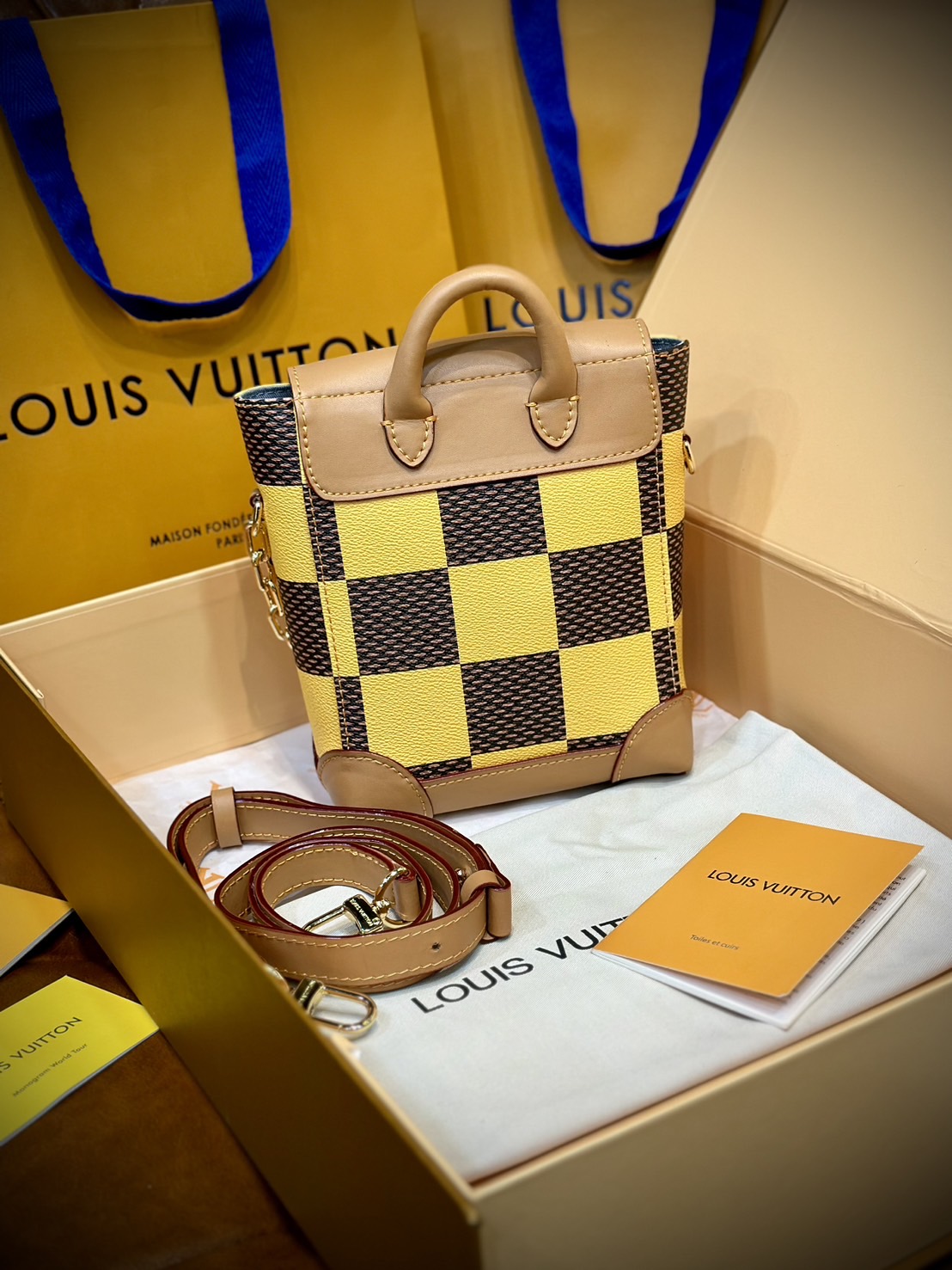 LV Nano Steamer Bag Monogram Craggy กระเป๋าสะพายดีไซส์วินเทจลายใหม่ สวยงามหรูหรา โดดเด่นสะดุดตาเป็นเอกลักษณ์ เกรดออริ