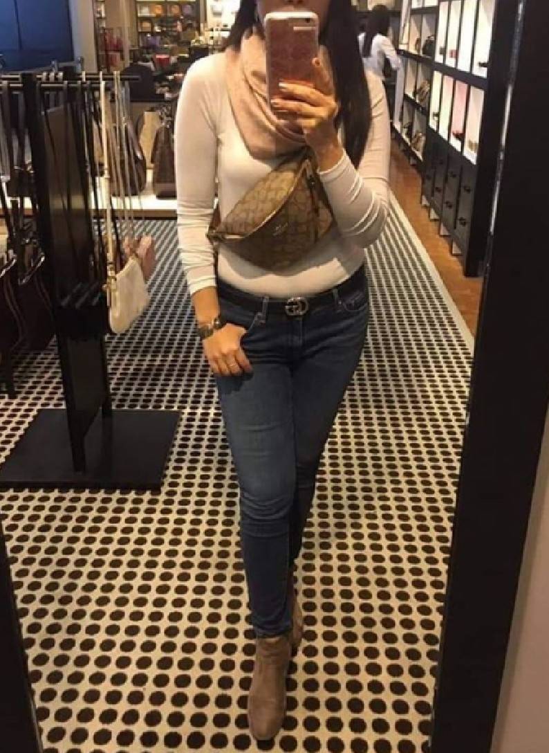 COACH F48740 BELT BAG IN SIGNATURE CANVAS กระเป๋าคาดอกทรง Unisex ที่ขายดีถล่มทลาย!! ขายได้ตลอดปี!! สวยเท่ทุกสี วัสดุหนังแคนวาสเคลือบคุณภาพดี ทนทาน ใช้งานง่าย ภายในเป็นช่องโล่ง เหมาะสำหรับคนที่ชอบพกอะไรง่ายๆ รับรองตอบโจทย์น้า