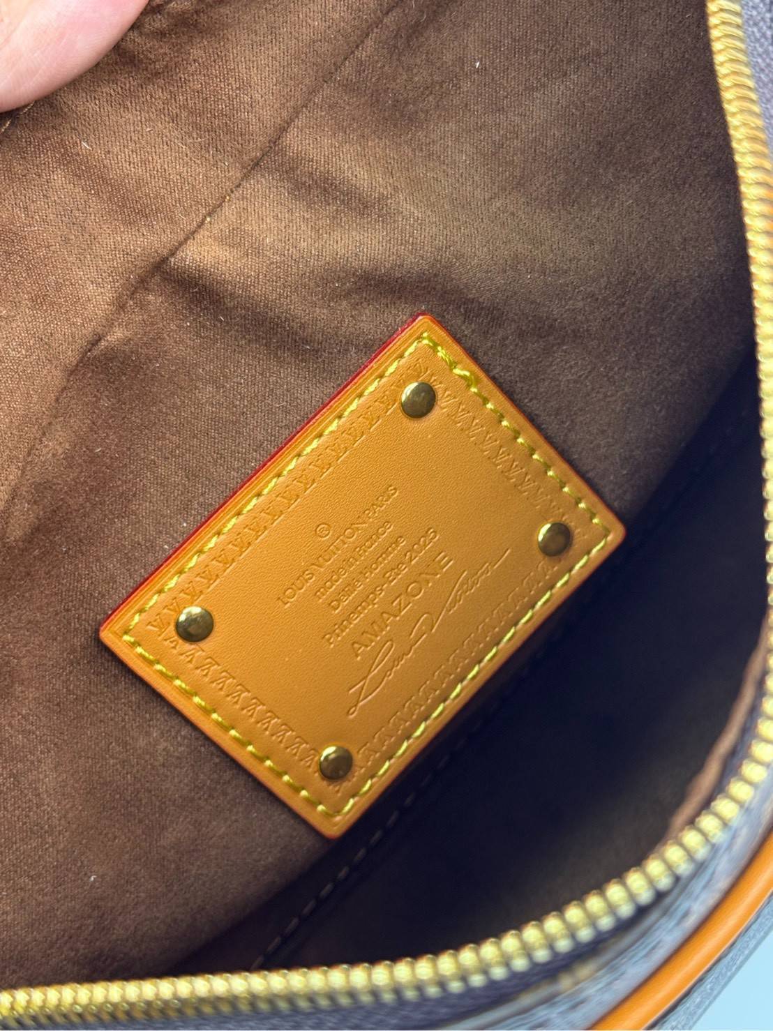 ORI หนังแท้ | LV Boulogne Hobo Bag 30 M14196 น้องใหม่พร้อมแล้ว…mom and dad พร้อมมั้ยค๊าา!! กับกระเป๋าสะพายทรงโฮโบขนาดใหม่ ไซส์ใหญ่ขึ้นเอาใจแม่ที่มีของใส่น้องเยอะๆ ดีไซน์สุดคลาสสิครุ่นสุดปัง