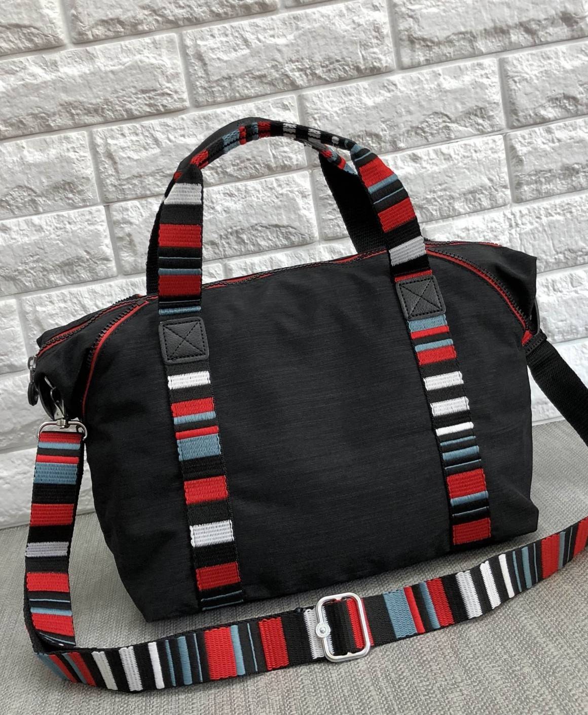 Kipling Handbag | k13848// (OEM. Factory HK.) กระเป๋าถือ สะพายข้าง คล้องไหล่ วัสดุ nylon ด้านหน้ามี 1 ช่องซิป, 1 ช่องโล่ง ใส่มือถือหรือ ของจุกจิกได้ค่ะ ปรับได้ 2 ทรง ด้านข้างขยายออกได้ ช่องซิปหลักด้านในโล่ง จุได้เยอะ น้ำหนักเบา ทำความ สะอาดง่าย มีช่องซิปแ