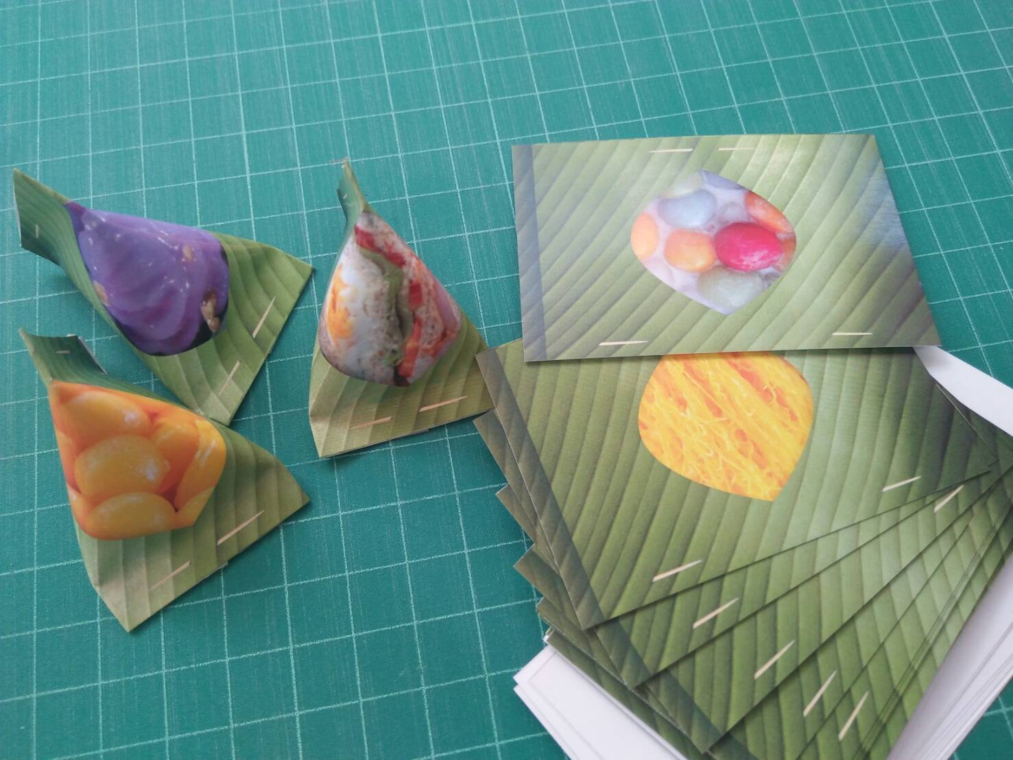 กระดาษห่อเหรียญโปรยทาน 100 ใบ ชุดขนมไทย