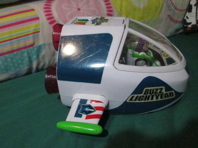 Toy Story Buzz Lightyear Spaceship ของเล่นมือสอง