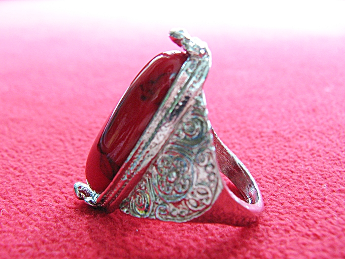 สินค้าหมดค่ะ แหวนหินปะการังสีแดง โรเดียมสีเงิน(คุ้มครอง)แบบ2ค่ะ