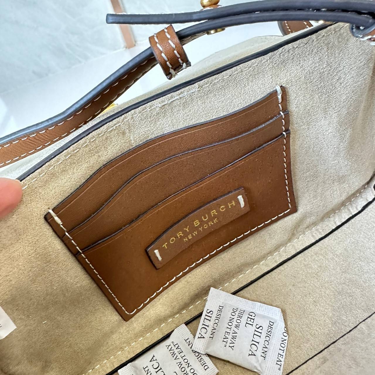 MINI พร้อมส่ง 2 สี TORY BURCH FELIX MINI CROSSBODY BAG กระเป๋าสะพาย เกรดท็อปออริ เกรดดีสุด สลับแท้ 1:1