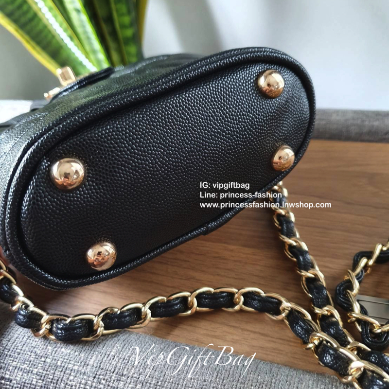 กระเป๋า Chanel Mini Crossbody Twist bag with gold chain