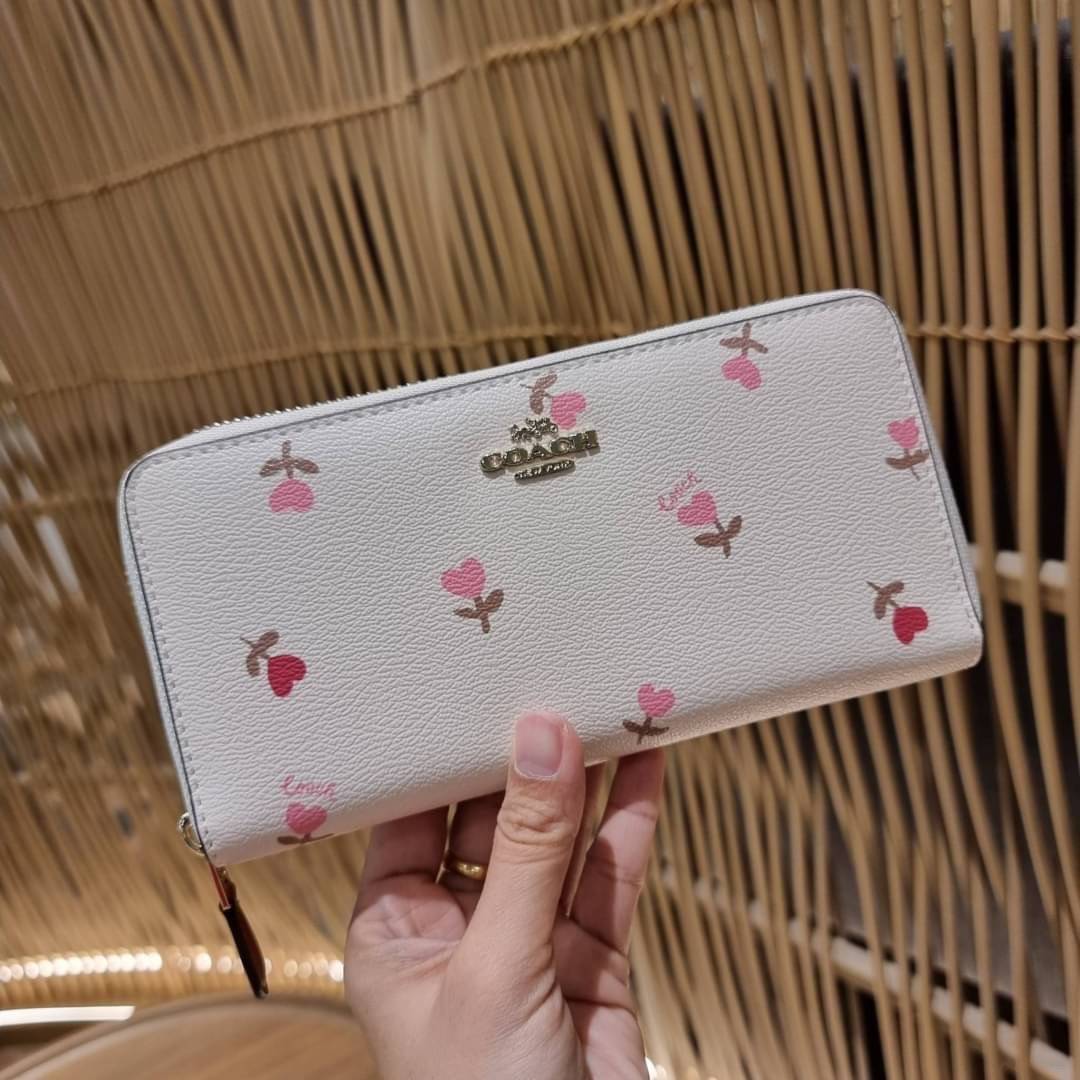OUTLET 】COACH ACCORDION ZIP WALLET IN SIGNATURE CANVAS F86093 C3287 F98126 กระเป๋าสตางค์ใบยาว น่ารักน่าใช้