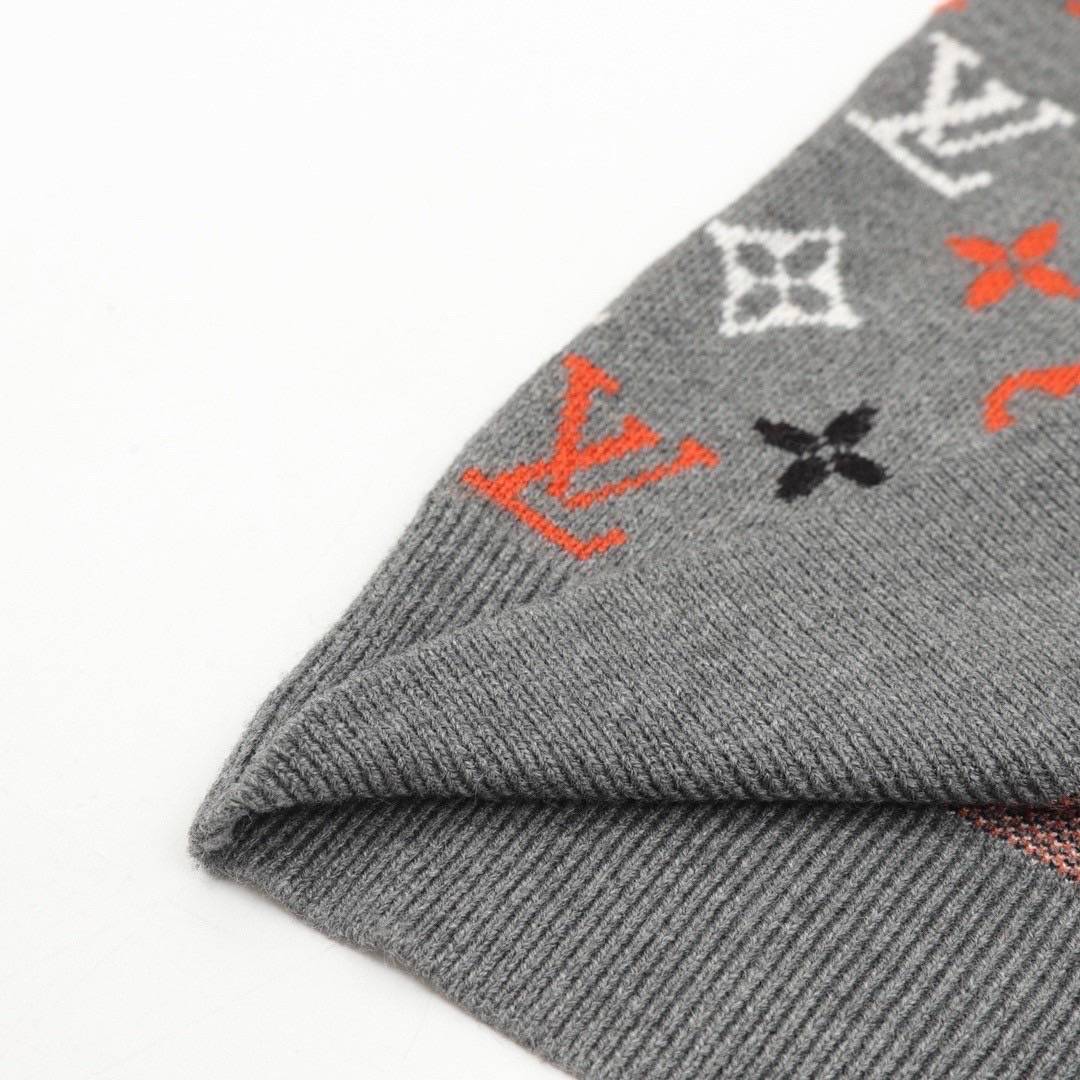 TOP ORI | LV SWEATER เสื้อสเวตเตอร์งานแบรนด์ เนื้อผ้าอย่างดีงานนำเข้าจากโรงงานเทียบแบรนด์ เกรดท็อปออริจินอล เกรดดีสุด เทียบแท้