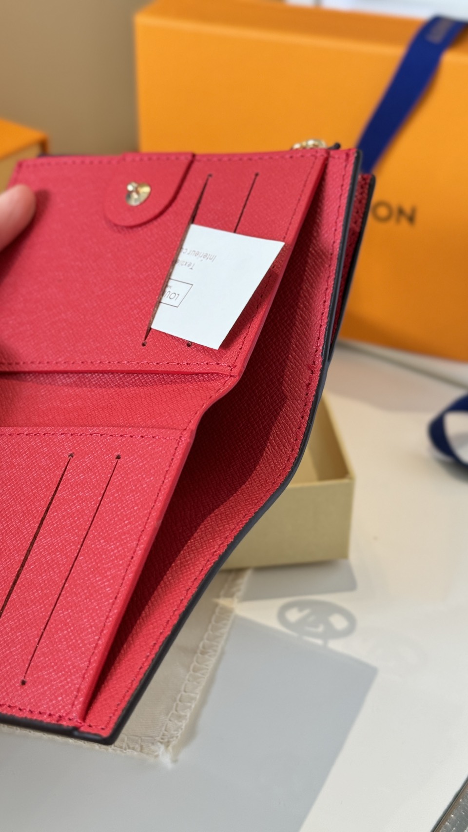 ORI หนังแท้ | LV x TM - Lisa Wallet Cherry Monogram กระเป๋าสตางค์ลิซ่า กระเป๋าสตางค์ใบเล็กรุ่น Lisa ดีไซน์ใหม่จาก Murakami กระเป๋าสตางค์เปี่ยมชีวิตชีวาและใช้งานได้หลากหลาย