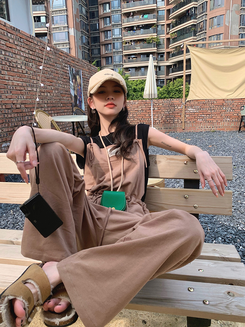 พร้อมส่ง 🧺 Picnic set เอี๊ยมกางเกงขายาวทรงสวยสีน้ำตาล (37066)