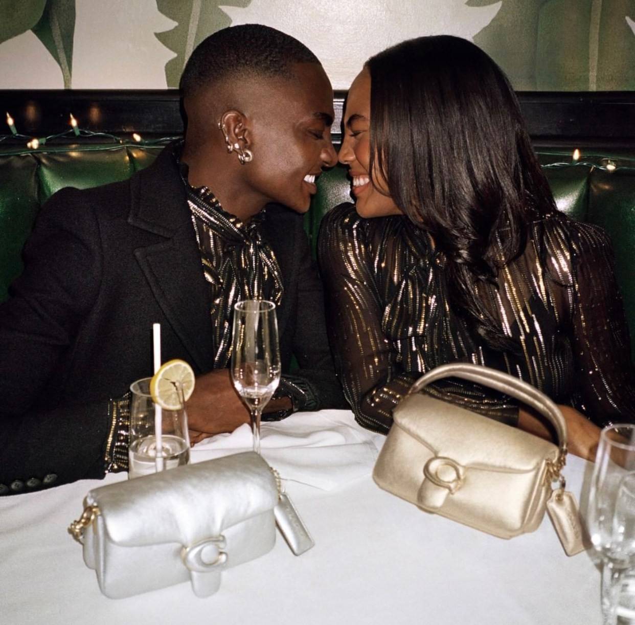 น้องสวยมากก สินค้าจริงสวยกว่าในรูป ไม่จกตาค่ะ! COACH PILLOW TABBY SHOULDER BAG 18 ((C3880)) 📣 พร้อมส่งที่ไทย คุณภาพเกินราคา! กระเป๋าหิ้ว//สะพายแบบครอสบอดี้ร์ 🔺หนัง nappa อย่างดี หนานิ่ม นุ่มมากๆ หลงรักน้องแน่นอน