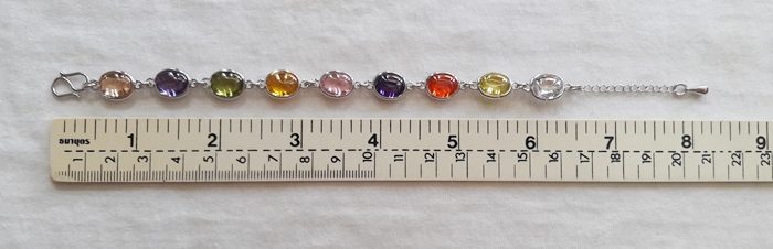 สินค้าหมดค่ะ สร้อยข้อมือเงินไมครอน พลอยมณีใต้น้ำนพเก้า เสริมสิริมงคลค่ะ