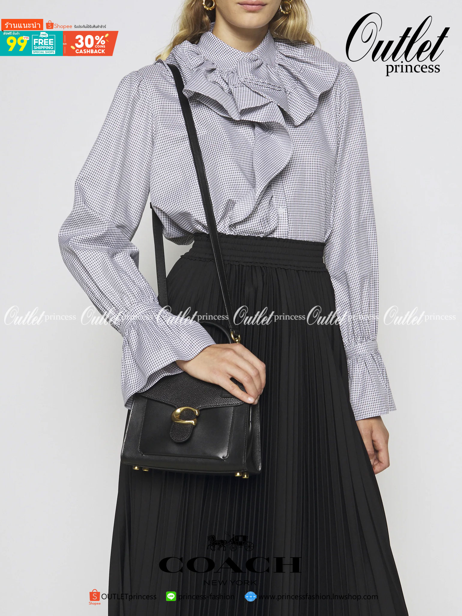 COACH TABBY TOP HANDLE 20 พร้อมส่งที่ไทยค่ะ! กระเป๋าหิ้ว//สะพายข้างได้ หนังแท้อย่างดี กหนึ่งใบทำหนังสองลายได้อย่างสวยงาม พร้อมโลโก้รุ่นใหม่ล่าสุดดูดีมากๆค่ะ เปิดปิดกระเป๋าแบบกดล็อค ภายในมีช่องหลักสองช่อง ใส่มือถือได้ทุกรุ่น;กระเป๋าเงินใบกลางได้;ของจำเป็นจ