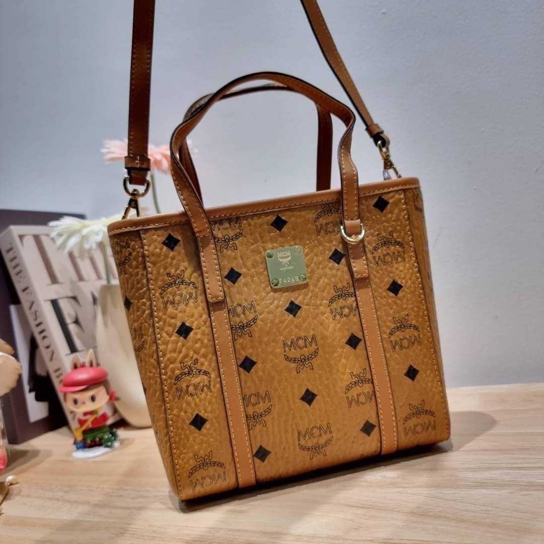 M.C.M MINI TONI SHOPPER IN VISETOS กระเป๋าถือ/สะพายข้าง ทรงโท้ทไซส์มินิ สวยคลาสสิค เกรดท็อปออริ 1:1 สลับแท้ ใช้งานต่างประเทศได้