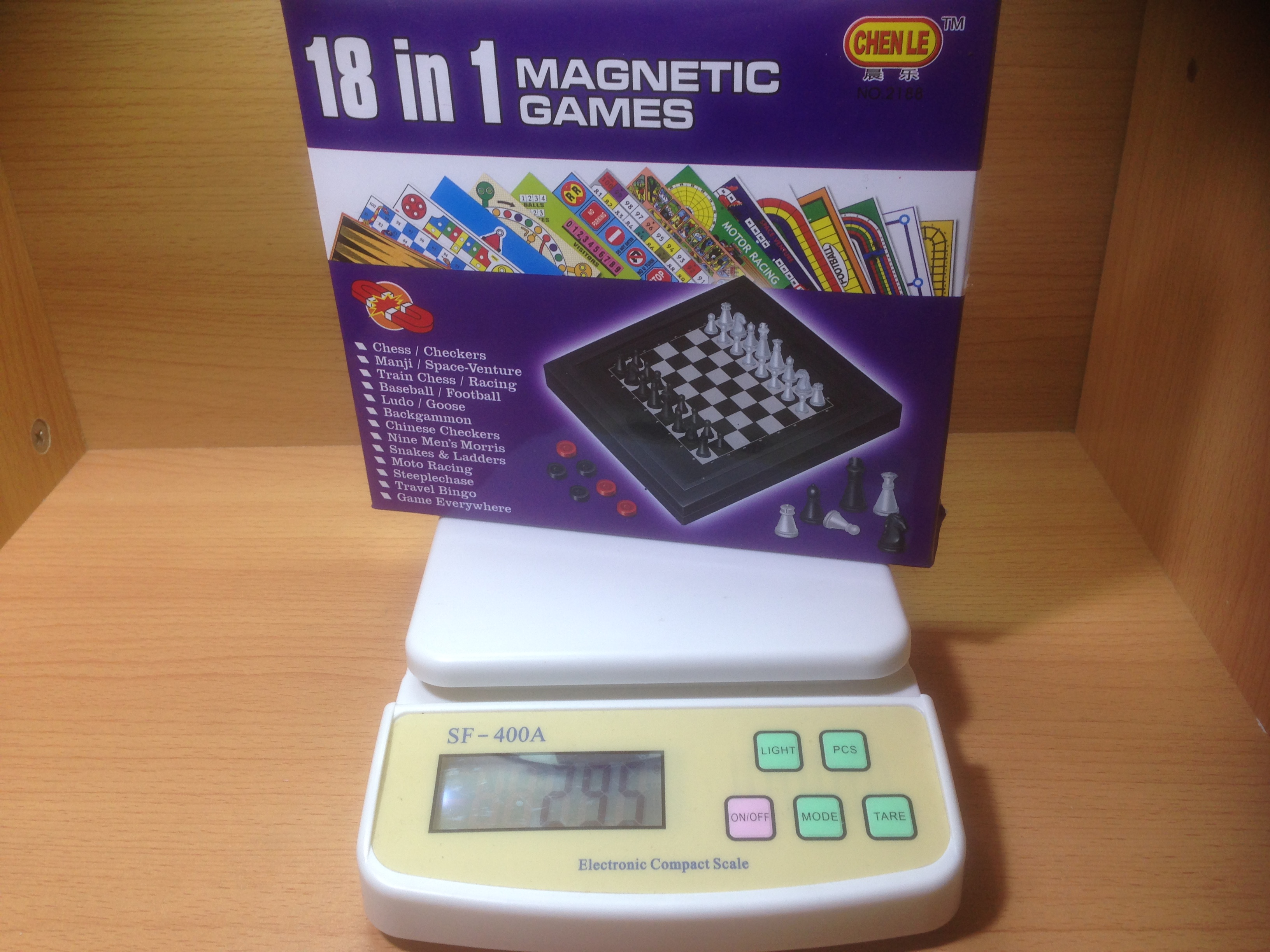 บอร์ดเกมรวม 18 in1 หมากรุกสากล หมากรุกจีน บันไดงู หมากฮอส