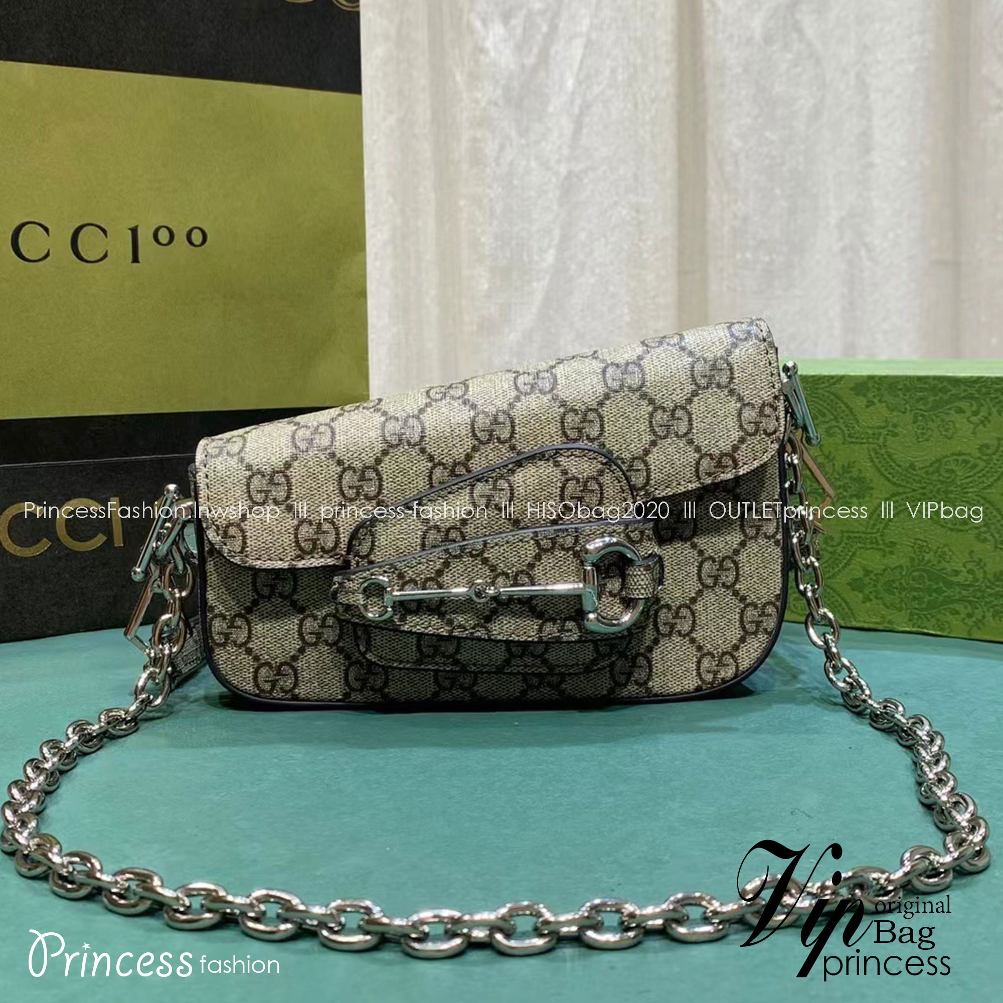 7.5" GUCCI HORSEBIT 1955 MINI SHOULDER BAG by an asymmetrical shape กระเป๋าสะพายไหล่ดีไซส์รูปทรงร่วมสมัย