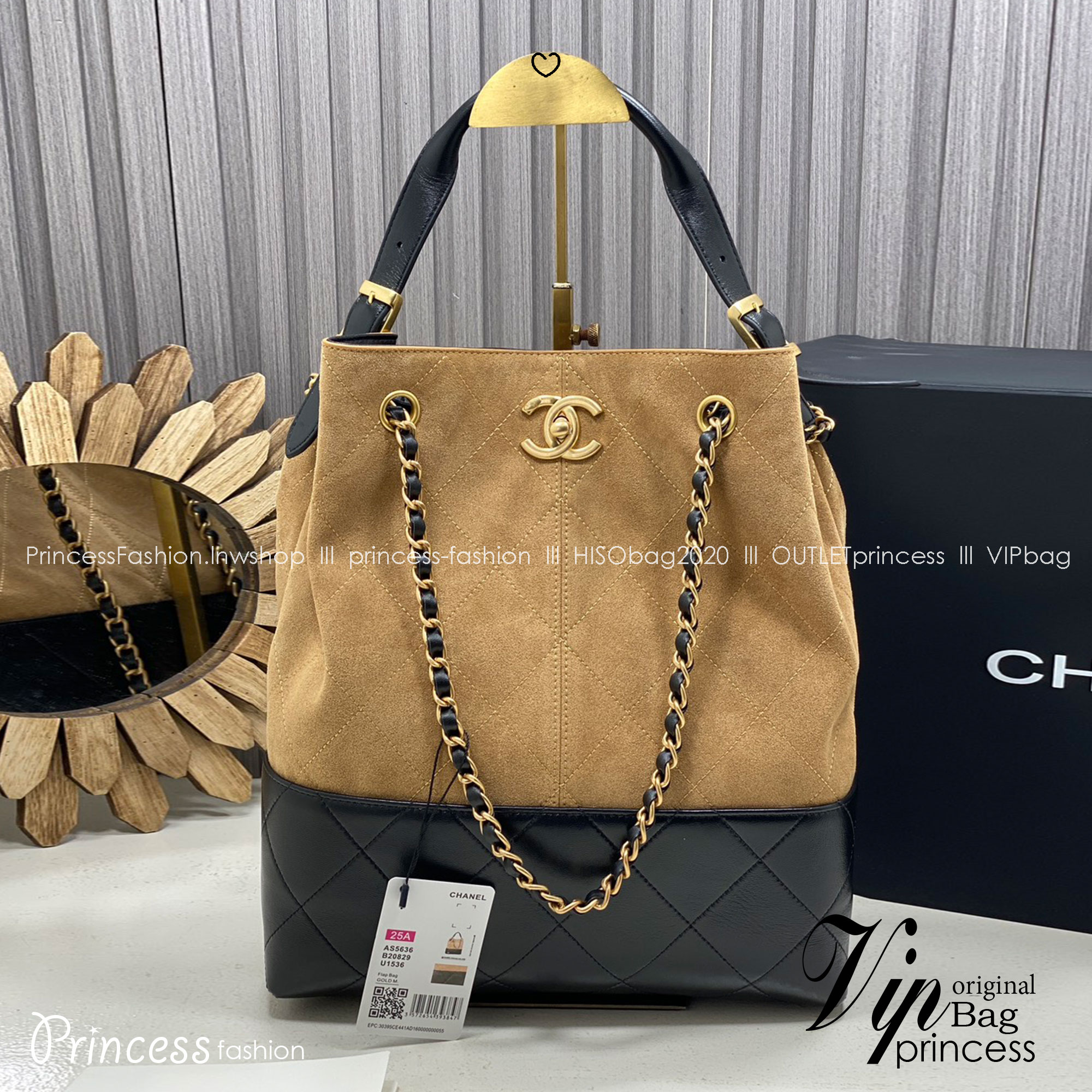 ORI หนังแท้ | CHANEL Shopping Bag 25A Suede Bag กระเป๋าช้อปปิ้งทรงโท้ท ดีไซน์ใหม่ทรงยาว หนังกลับสีทูโทน ในคอล Métiers D'art 2024/25 ดีไซน์ใหม่หนังกำมะหยี่โทนน้ำตาล ใช้งานง่าย สวยหรูดูแพง