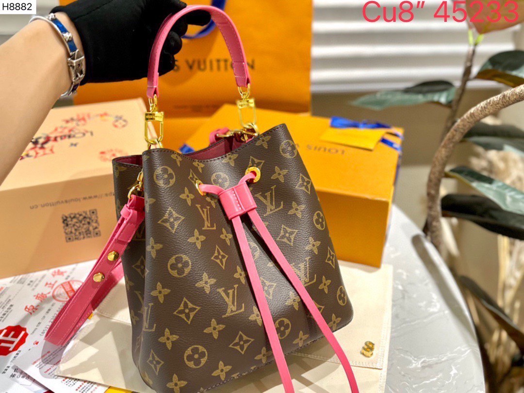 LV Neonoe Monogram Canvas Luxury Leather Handbag / LV Bucket Bag 9" พร้อมส่ง 3 สี กระเป๋าสะพายทรงบัคเก็ตโดดเด่นและเป็นเอกลักษณ์ด้วยการตกแต่งลายพิมพ์เฉพาะ อีกหนึ่งรุ่นท็อปฮิต ที่ไม่มีไม่ได้จริงๆ
