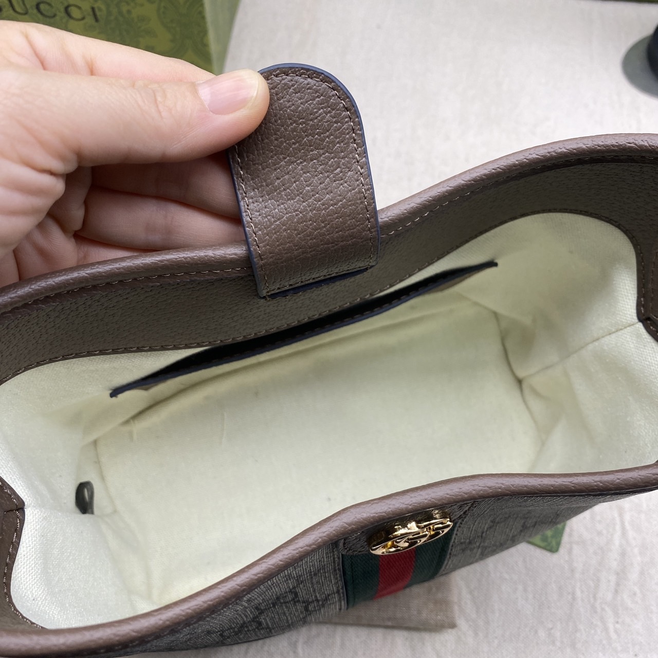 GUCCI OPHIDIA GG SMALL SHOULDER BAG / GUCCI TOTE BAG กระเป๋าสะพายไซส์เล็ก หนังผสมแคนวาส เกรดออริจินอล 1:1 สลับแท้ ใช้งานต่างประเทศได้