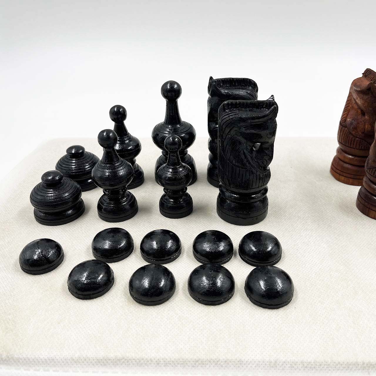 ตัวหมากรุกไทยไม้สักชุดภูคา