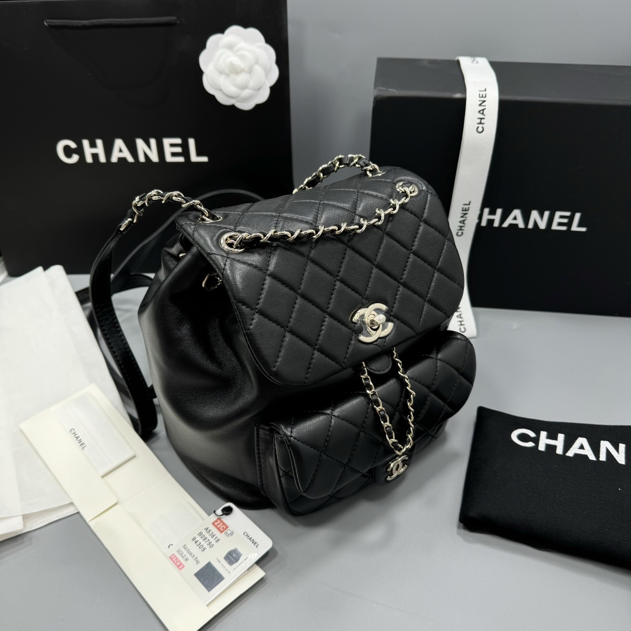 CHANEL 22C MINI DUMA BACKPACK BLACK กระเป๋าเป้ รุ่นยอดนิยม เกรดออริ ท็อป สลับแท้ 1:1 ผ่านทุก ตม ใช้งานต่างประเทศได้