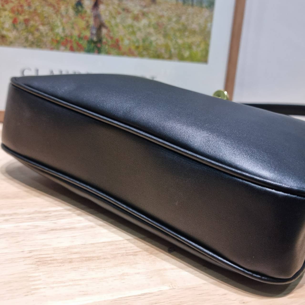 CELINE small camille soft bag มาแรงมาก! กับกระเป๋าที่ตัวแม่ใช้กันเยอะสุดๆ แม่ชมเอย อินฟลูดังๆมีใช้กันครบ ด้วยรูปทรงยอดนิยม