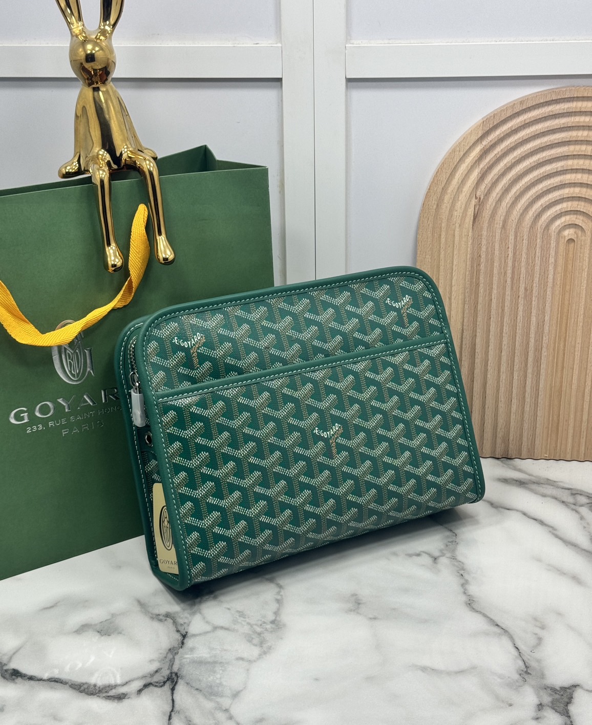 ORI หนังแท้ | Goyard Jouvence MM Toiletry Bag / Goyard Clutch bag กระเป๋าทรงคลัชกะทัดรัด เหมาะสำหรับการเก็บของในแนวตั้งและป้องกันการหกหรือรั่วไหล แคนวาสทำความสะอาดง่าย