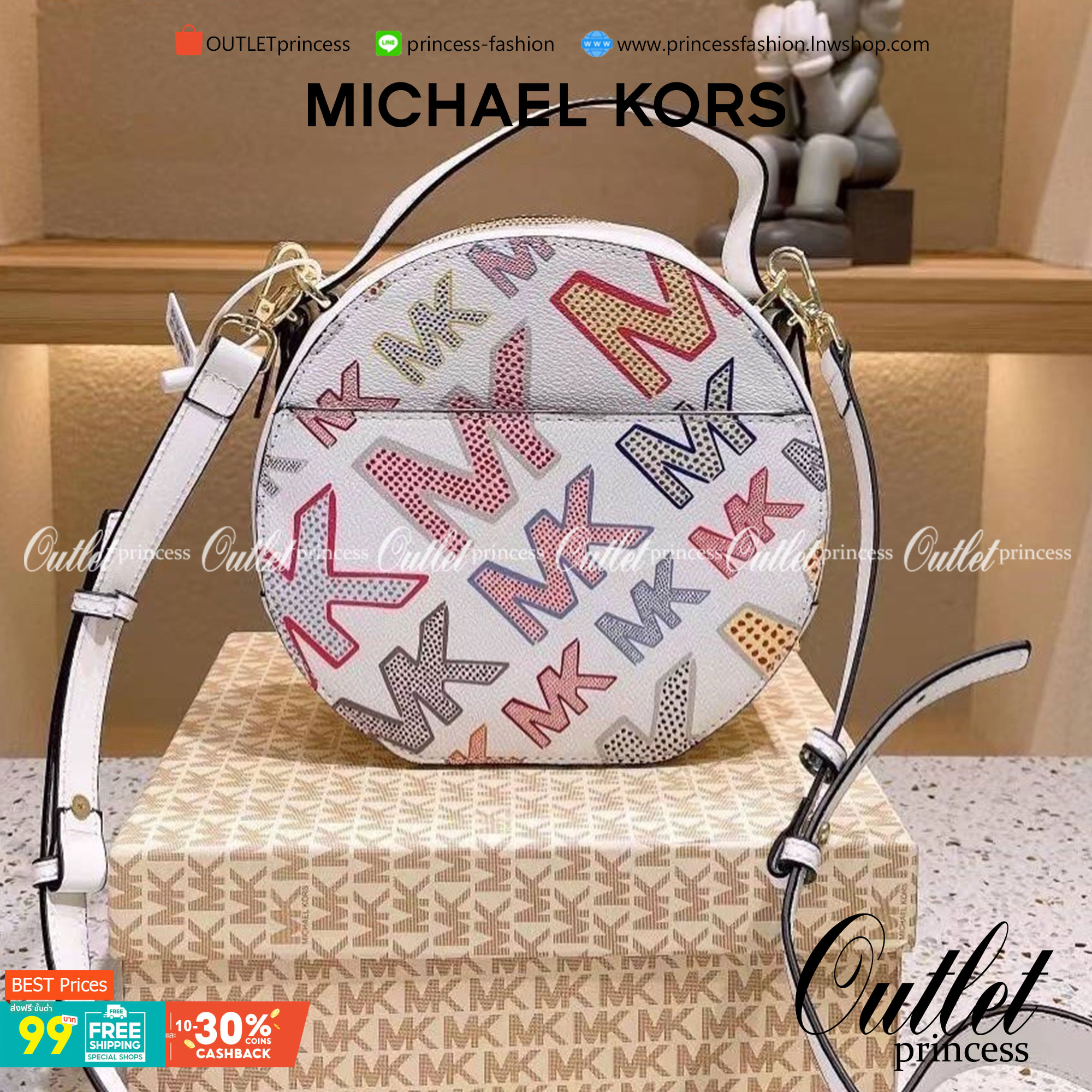 MICHAEL KORS ROUND CROSSBODY สีขาว/ดำ พร้อมส่งที่ไทย กระเป๋าสะพายMK ทรงกลม งานซิปเปิดได้กว้าง หนังพิมพ์ลายแบรนด์ มาพร้อมสายสะพายยาวครอสบอดี้ได้ค่ะ อะไหล่ทองสวยหรู งานจริงสวยน่าใช้มากค่ะ