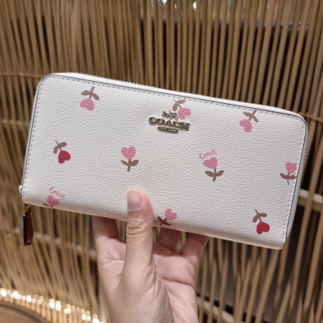 OUTLET 】COACH ACCORDION ZIP WALLET IN SIGNATURE CANVAS F86093 C3287 F98126 กระเป๋าสตางค์ใบยาว น่ารักน่าใช้