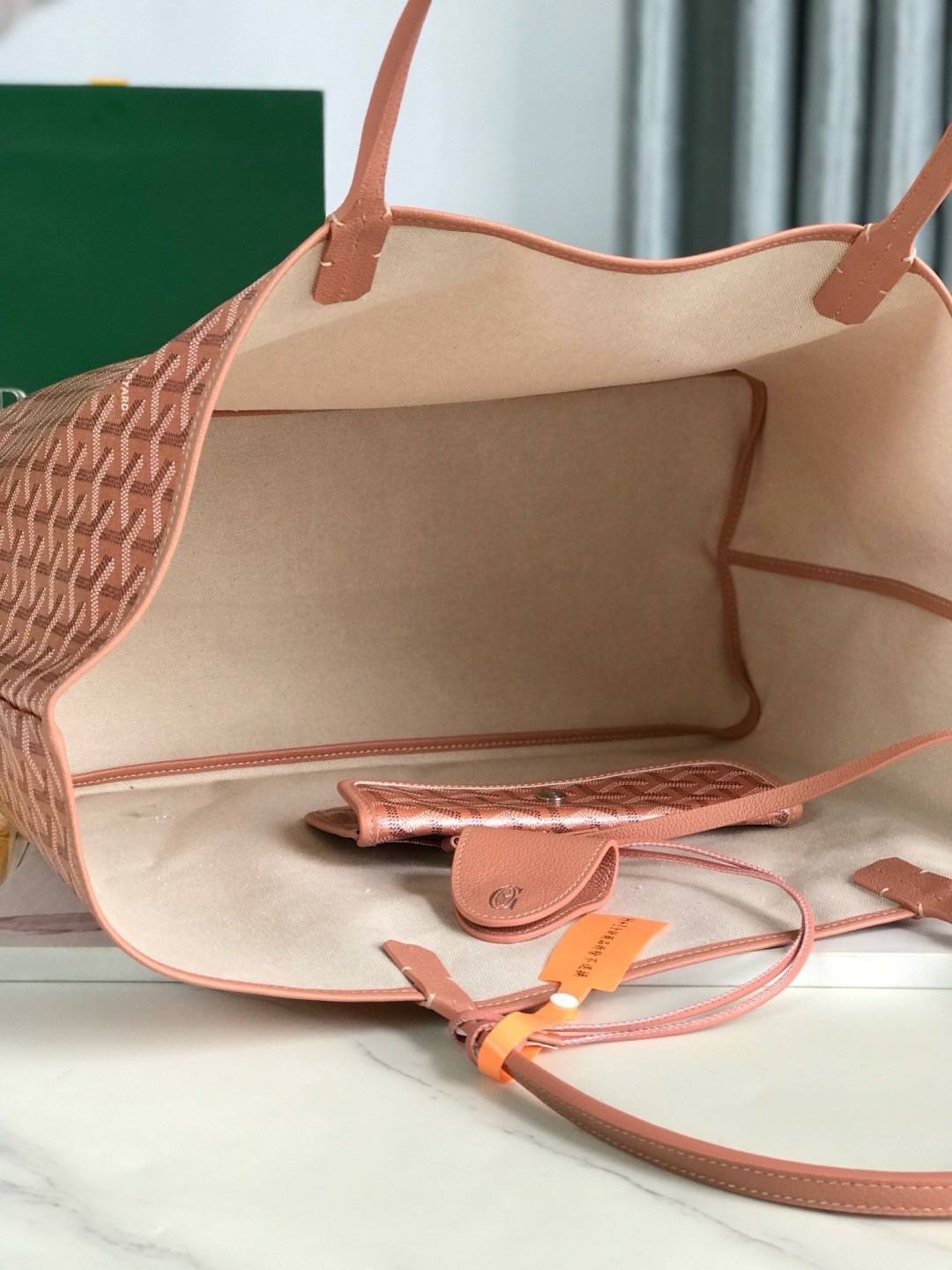 เกรดเทพ Top ORI | New Goyard GM tote bag Goyardine Pearly Pink (Ori)เทพ กระเป๋าทรงโท้ทใบใหญ่ หนังแท้แคนวาสแท้ สีพิเศษมุกสะท้อนแสงเงาสวยหรู