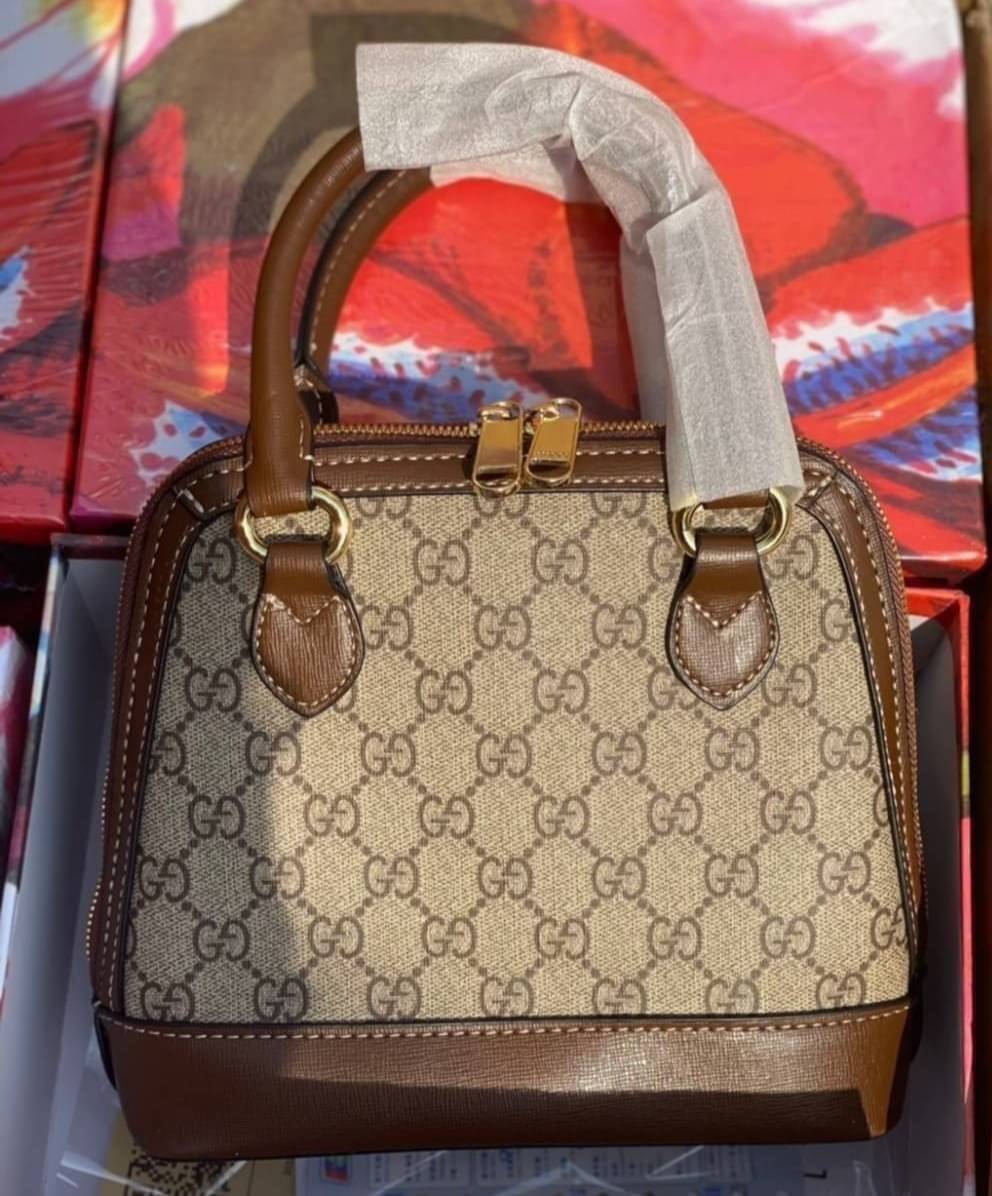 VIP 】GG pattern crossbody bag พร้อมส่งที่ไทย ราคาสุดคุ้ม