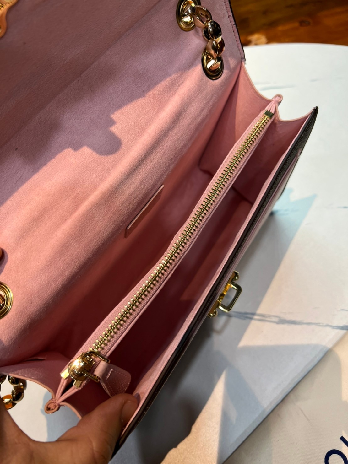 หนังแท้ LOUIS VUITTON VICTOIRE BAG พร้อมส่งที่ไทย