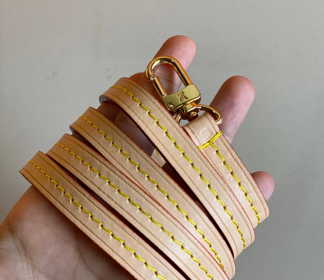 VIP 】หนังแท้ LOUIS VUITTON Monogram Favorite PM Multicolor Damier Ebene Canvas Cross Body Bag